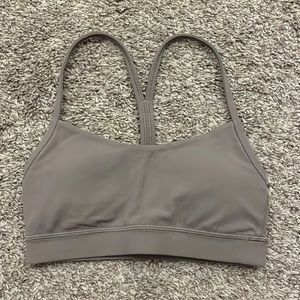 lululemon sports bra size 2
